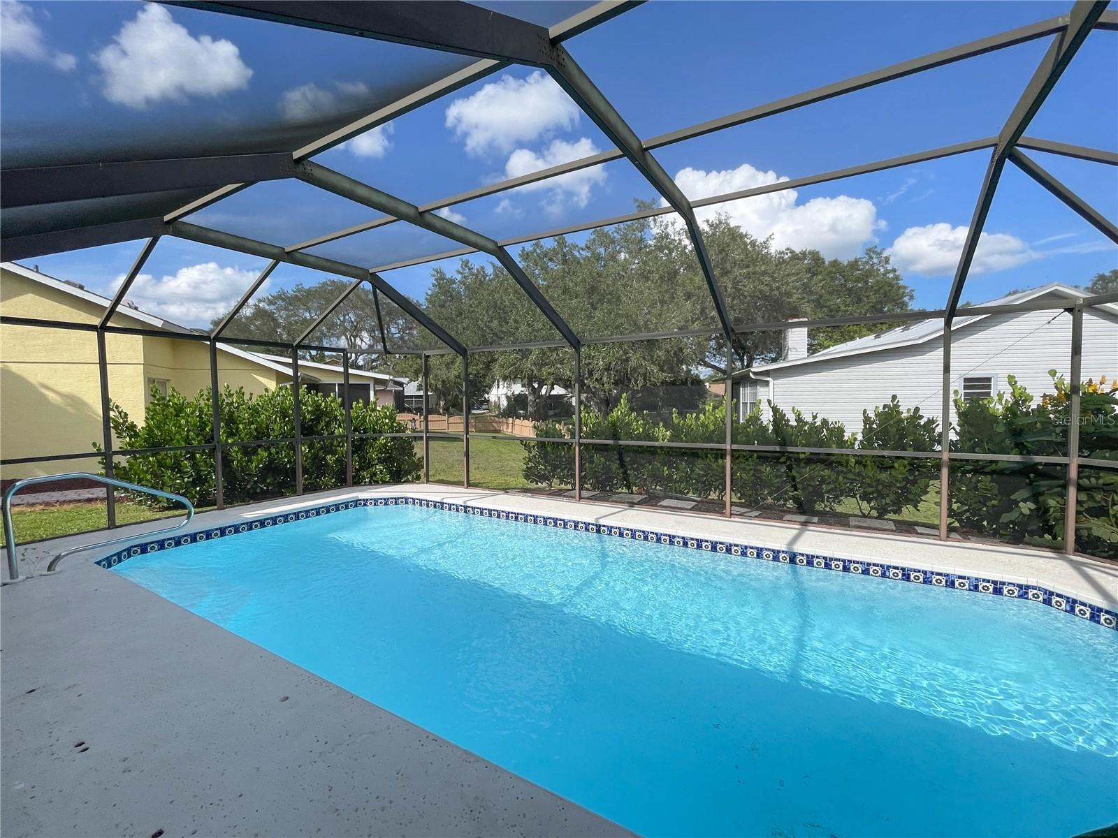 Image 15 of 16 For 2547 Wood Oak Drive