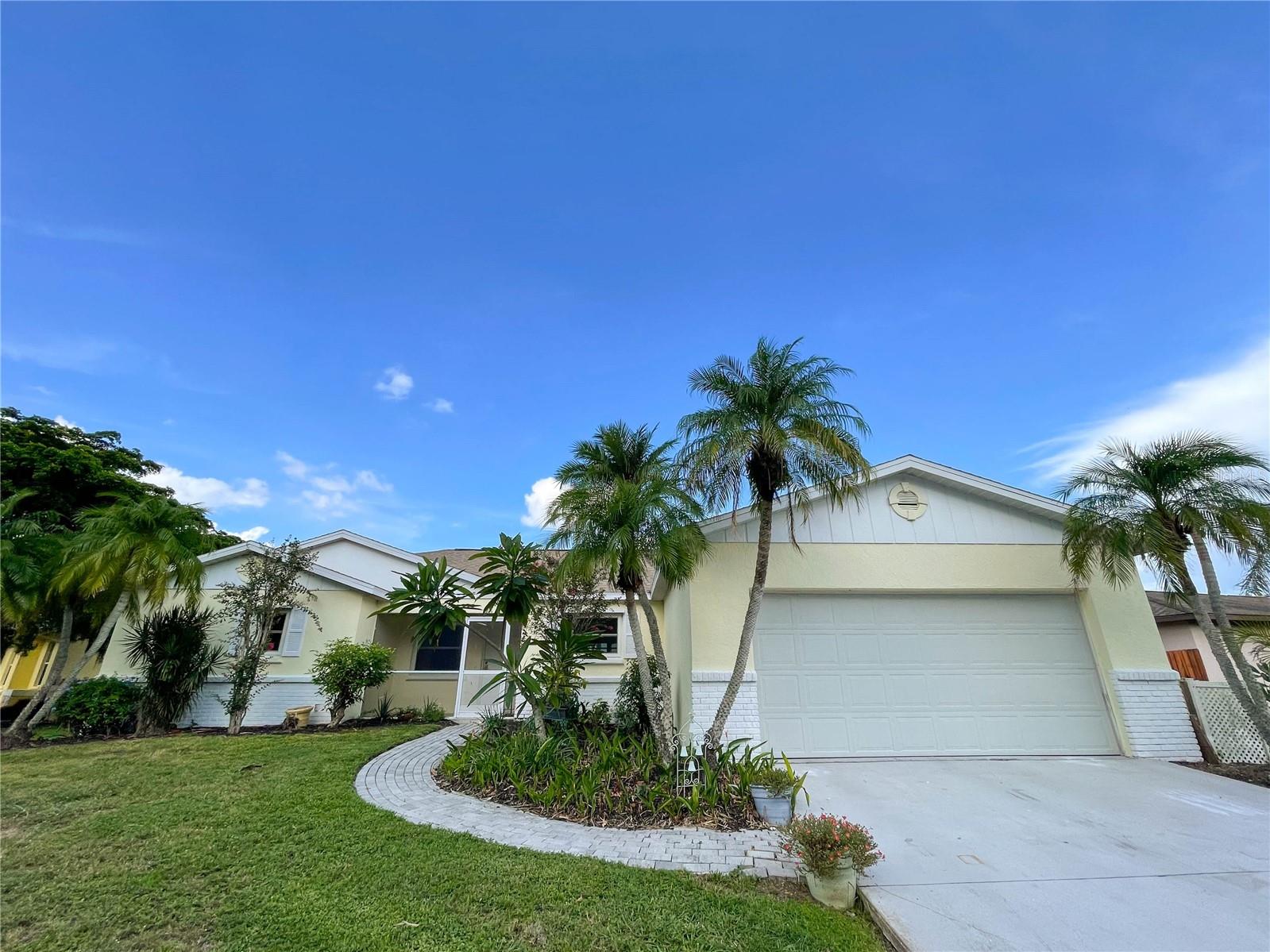 Image 3 of 16 For 2547 Wood Oak Drive