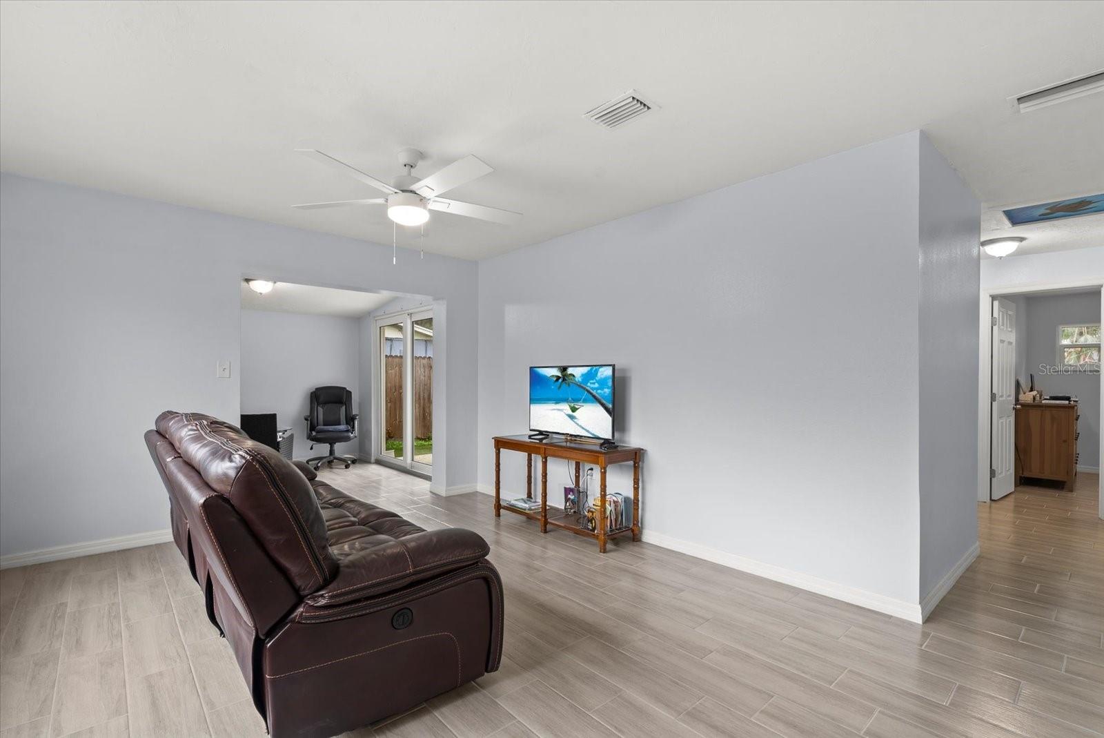 Image 2 of 26 For 2035 Vinson Avenue