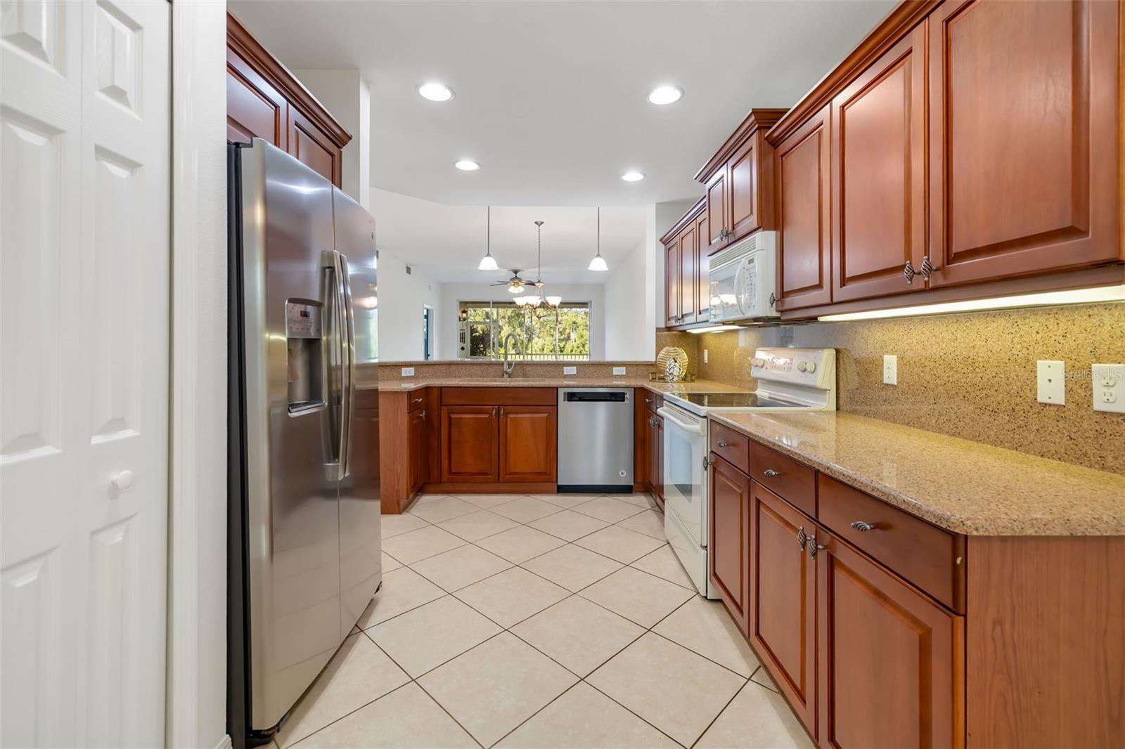 Image 26 of 77 For 5609 Key Largo Court A05