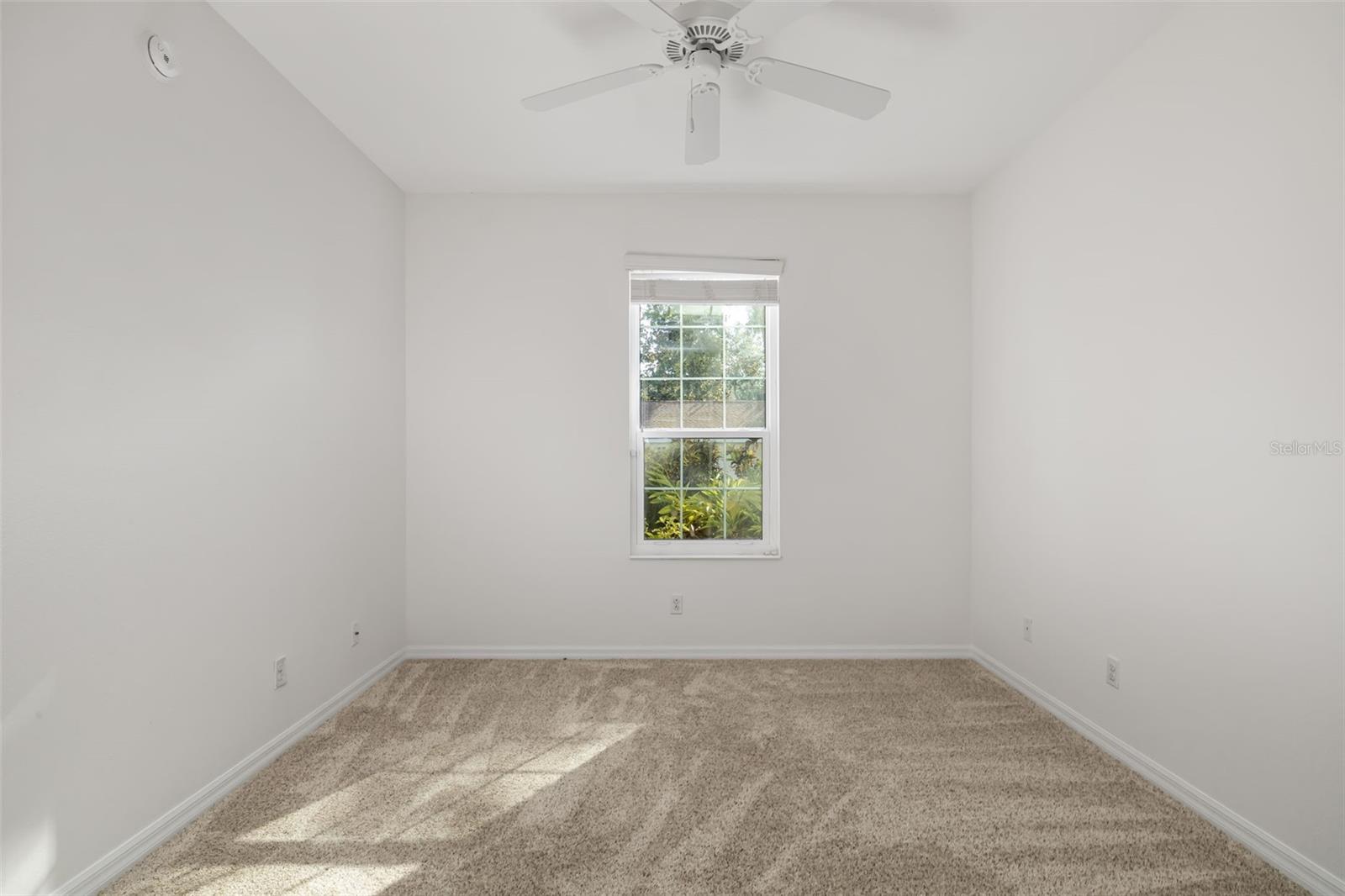 Image 36 of 77 For 5609 Key Largo Court A05