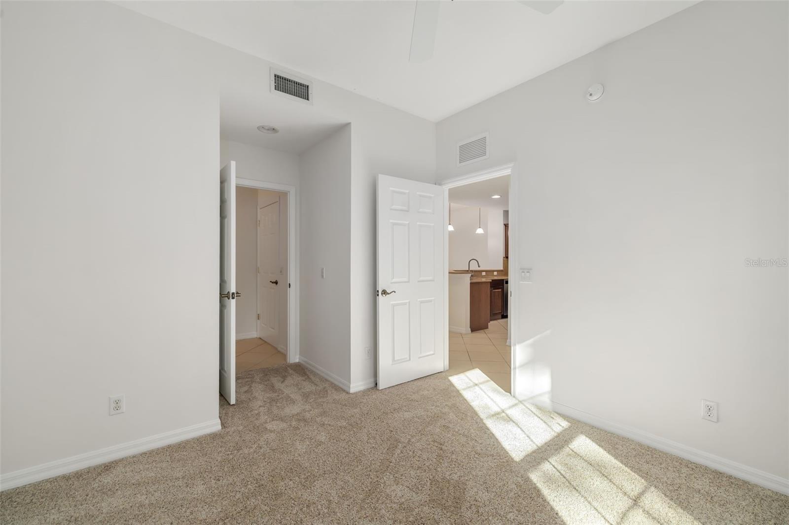 Image 37 of 77 For 5609 Key Largo Court A05