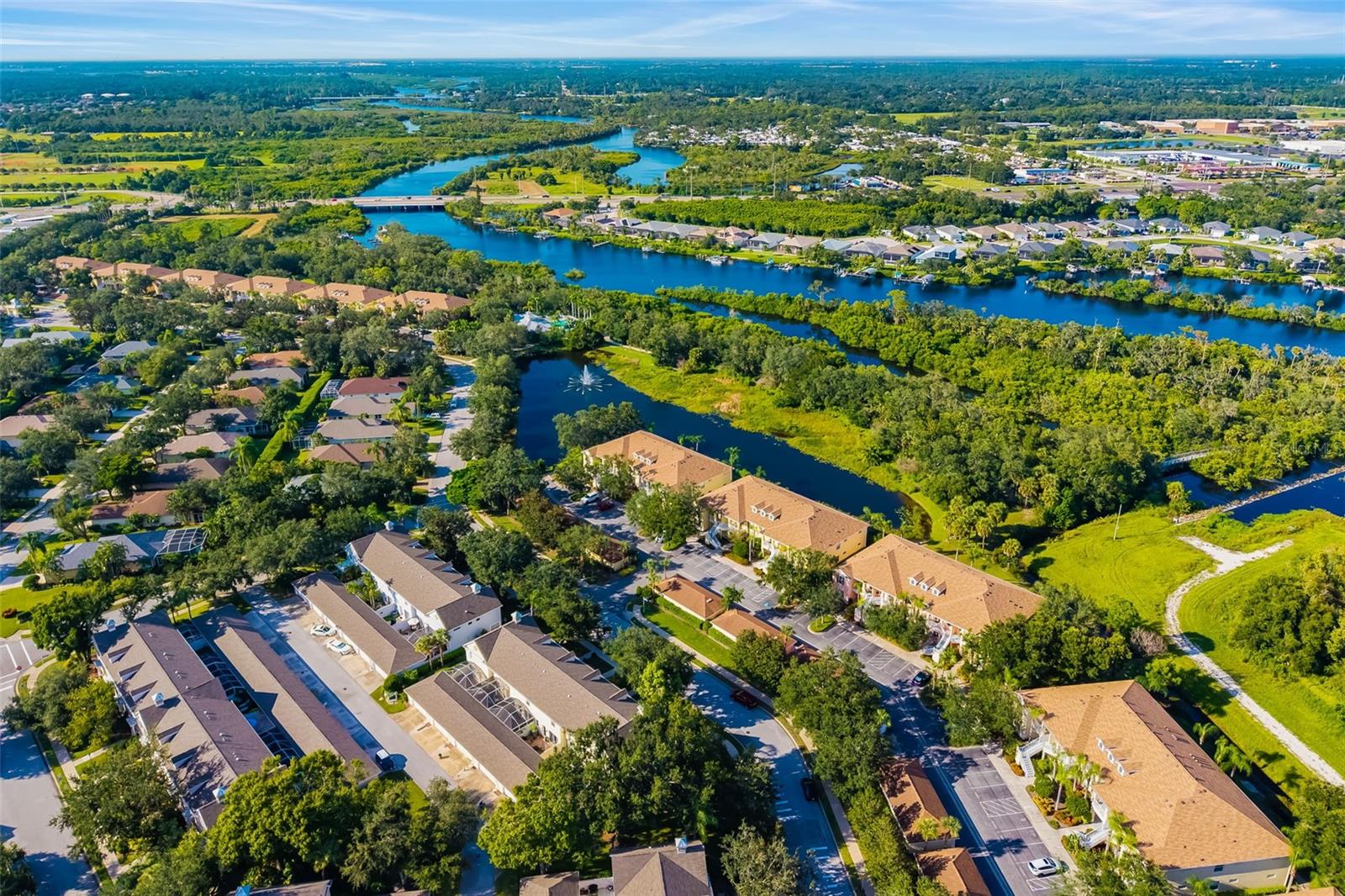 Image 9 of 77 For 5609 Key Largo Court A05