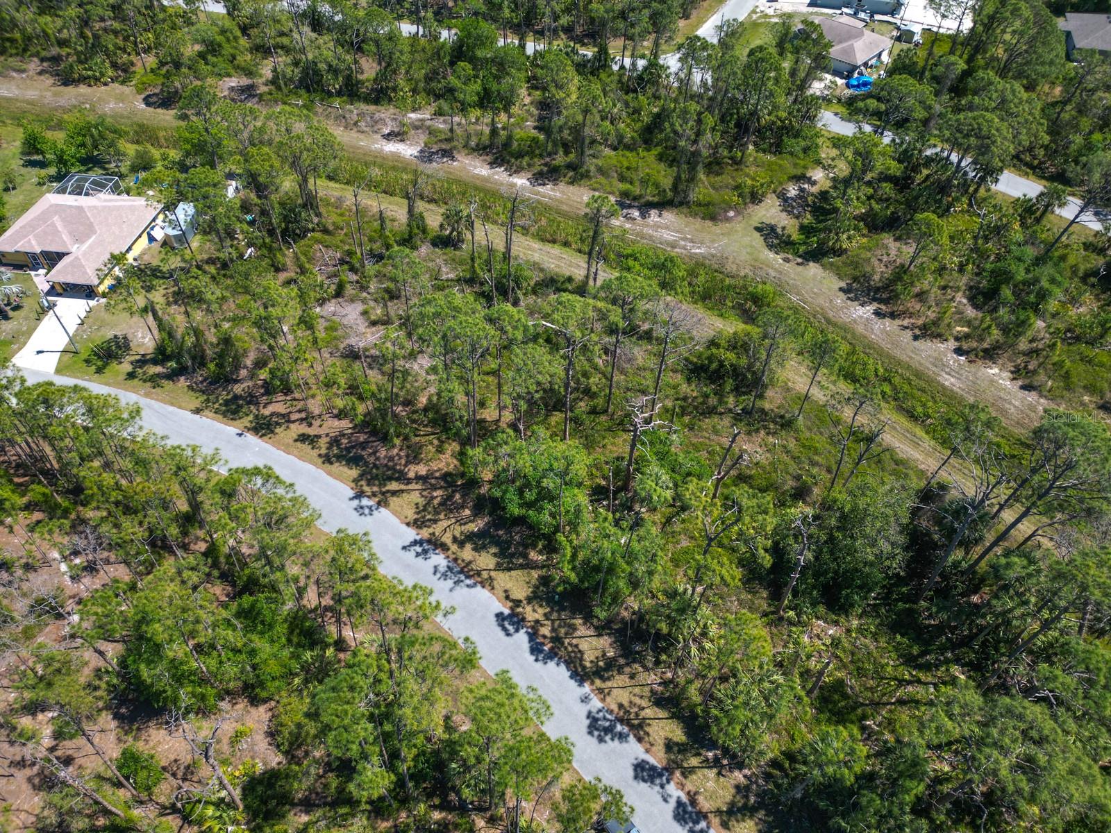 Image 2 of 6 For Einstein Street