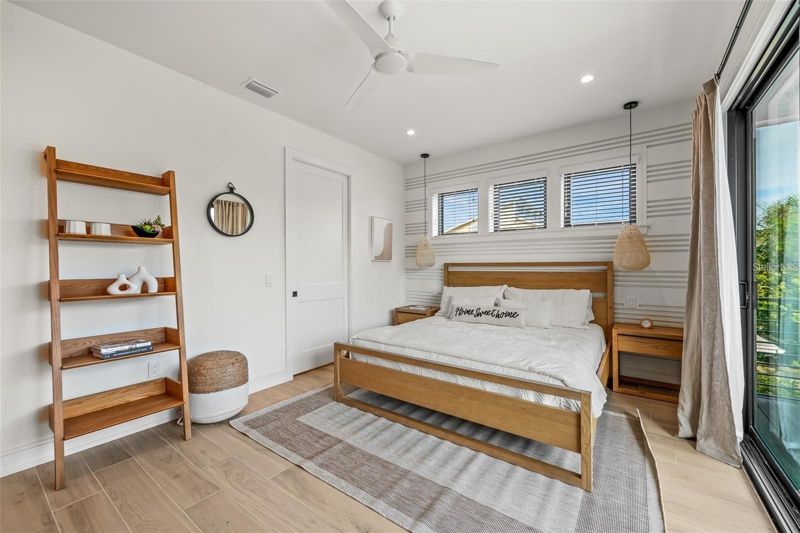 Image 36 of 88 For 112 Maple Avenue