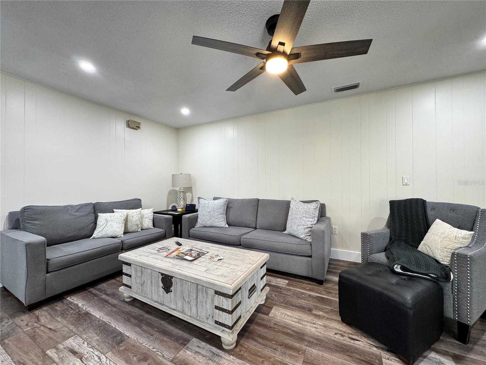 Image 14 of 44 For 6813 13th Avenue Drive W