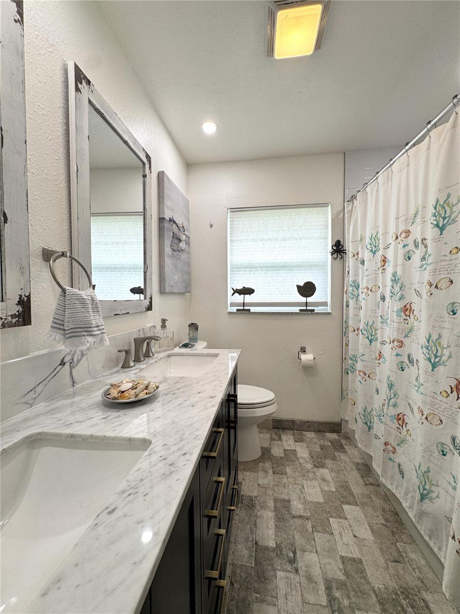 Image 27 of 44 For 6813 13th Avenue Drive W