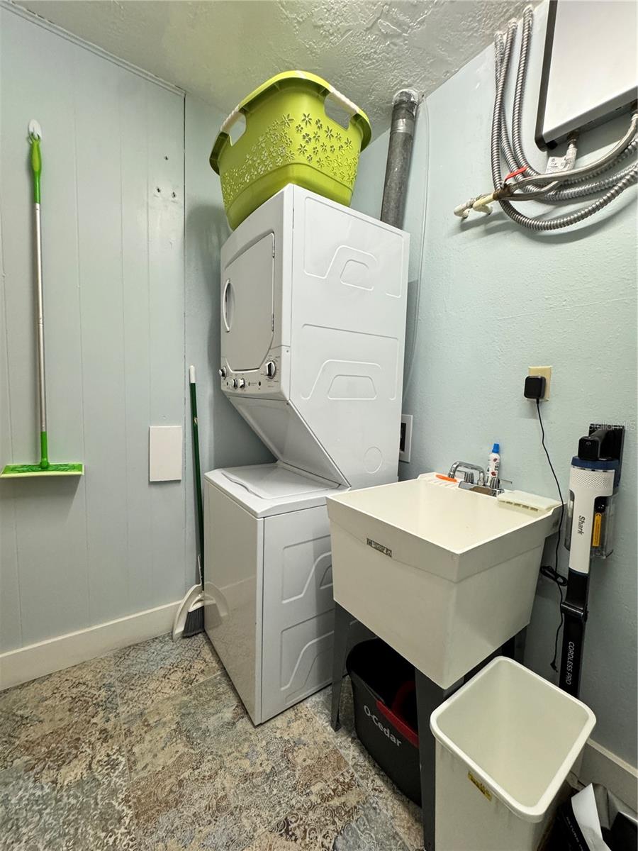 Image 42 of 44 For 6813 13th Avenue Drive W