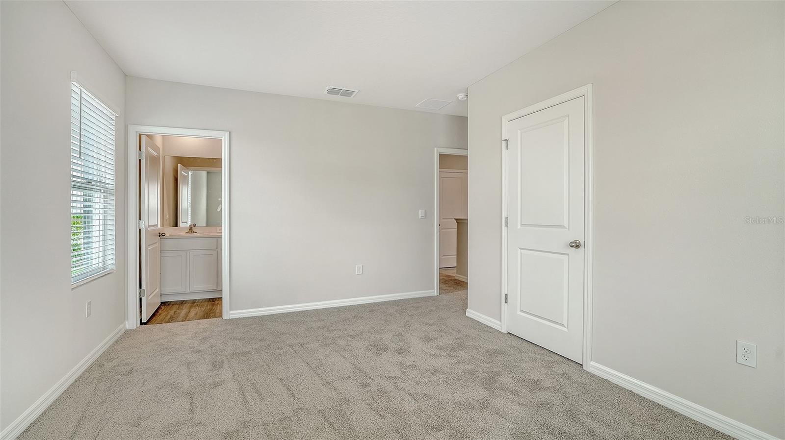 Image 17 of 97 For 17433 Haysack Terrace