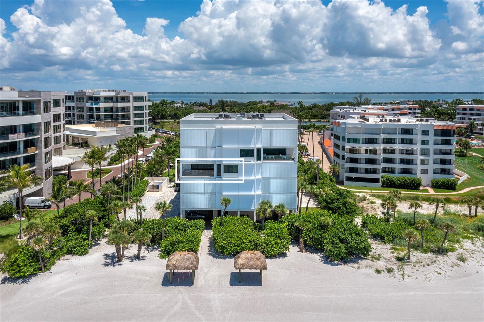 Image 3 of 75 For 1511 Gulf Of Mexico Drive 302