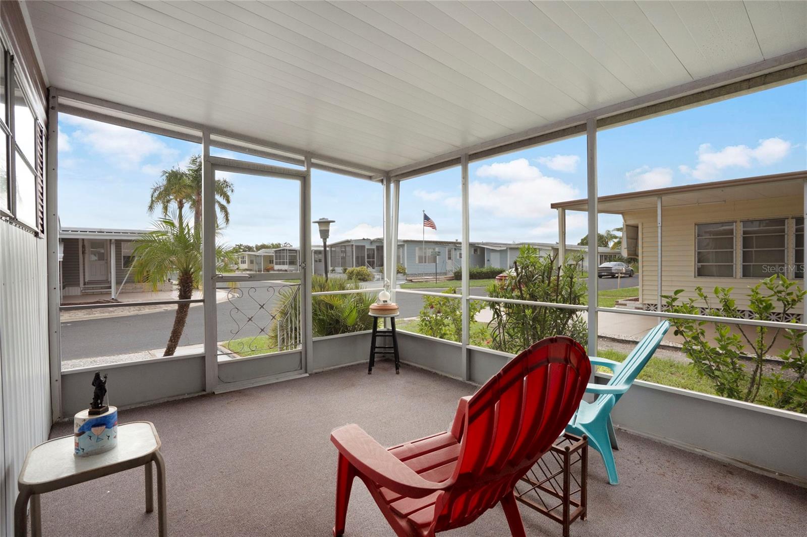 Image 29 of 42 For 206 Oakwood Boulevard W