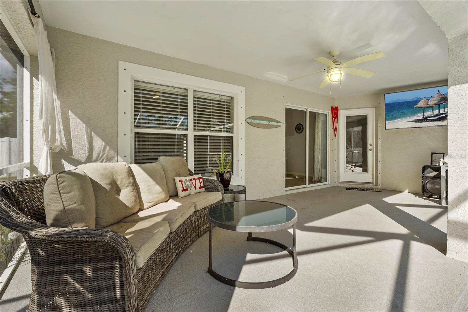 Image 27 of 39 For 15105 Gulistan Avenue