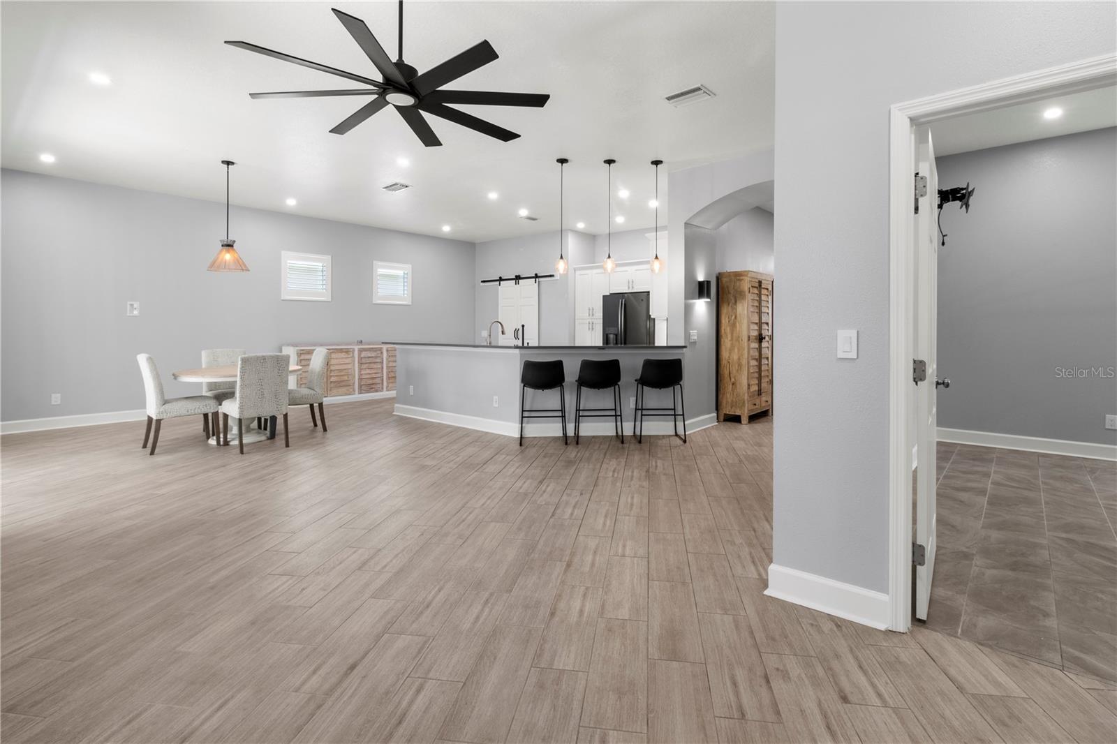 Image 20 of 55 For 5614 52nd Avenue W