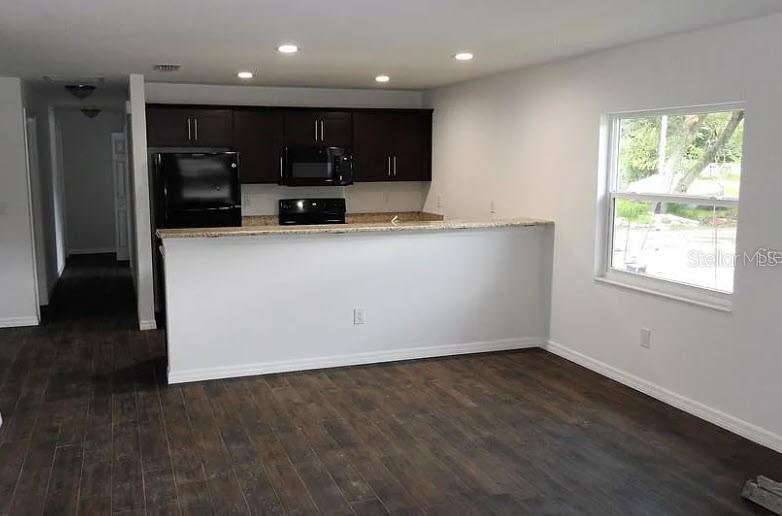 Image 4 of 10 For 2603 5th Avenue E