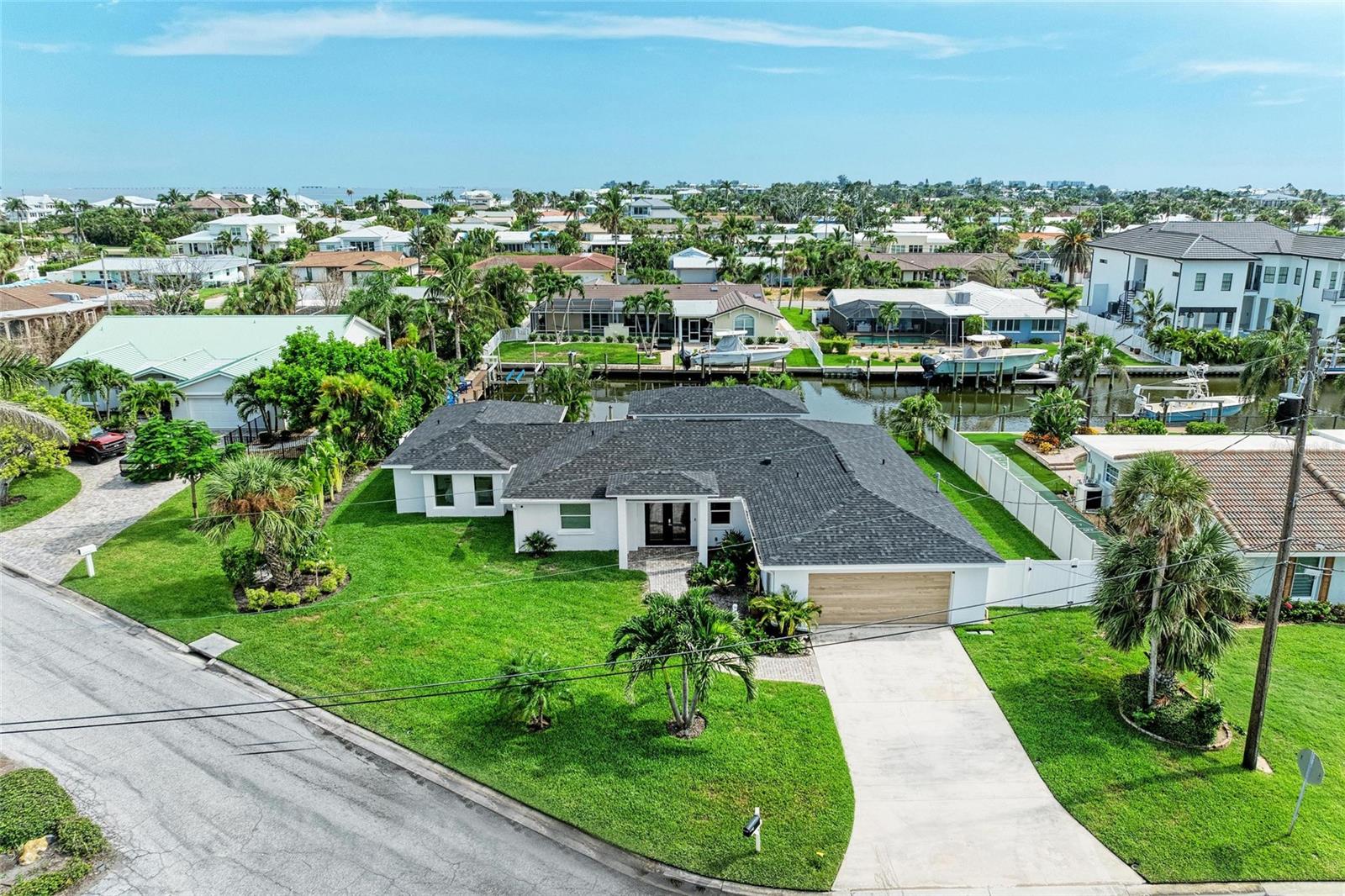 Image 13 of 63 For 668 Key Royale Drive