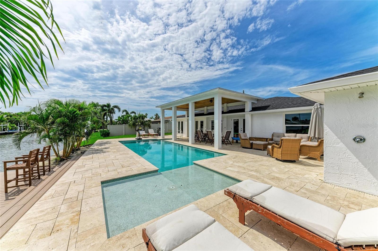 Image 16 of 63 For 668 Key Royale Drive