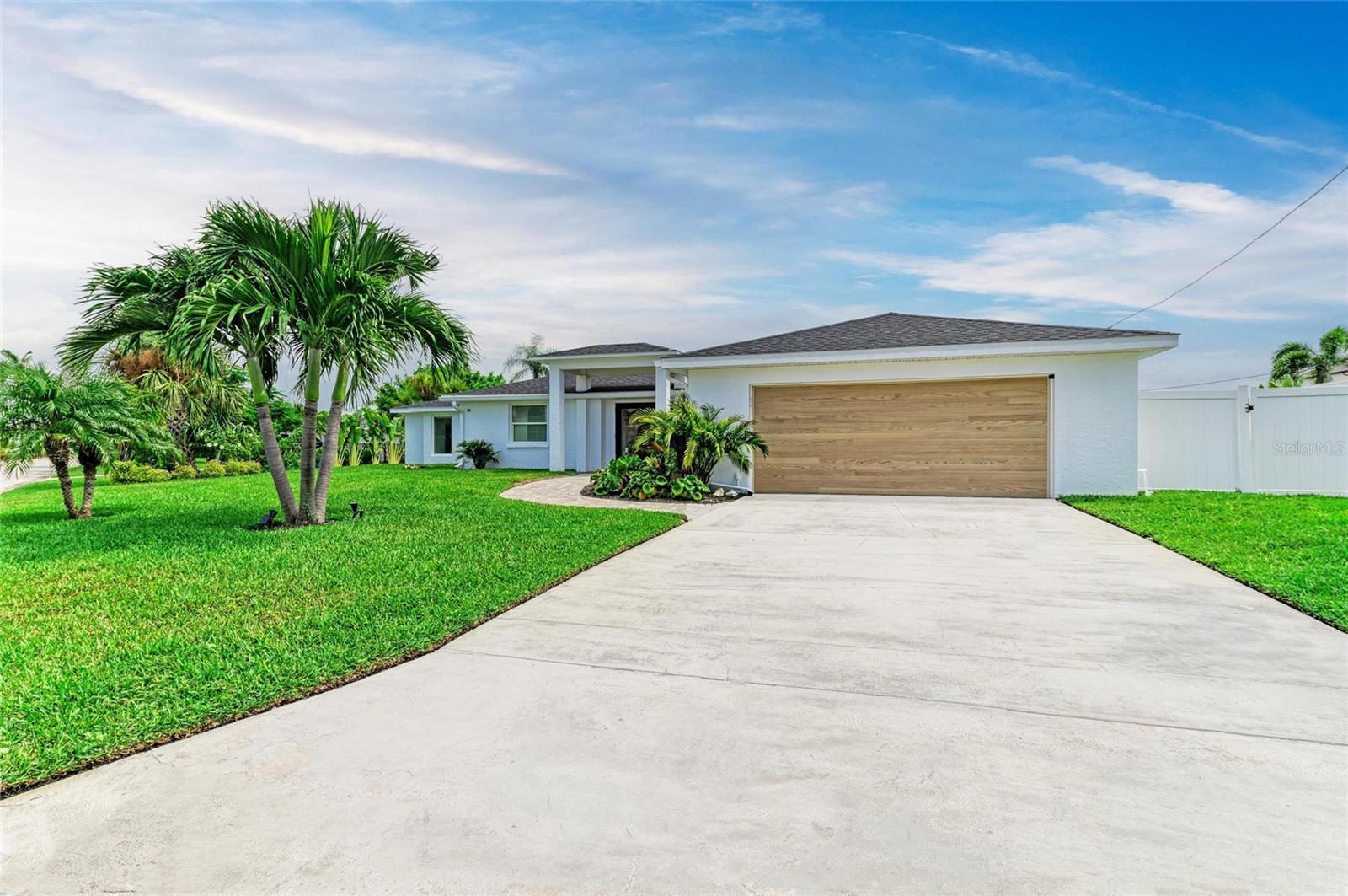 Image 3 of 63 For 668 Key Royale Drive