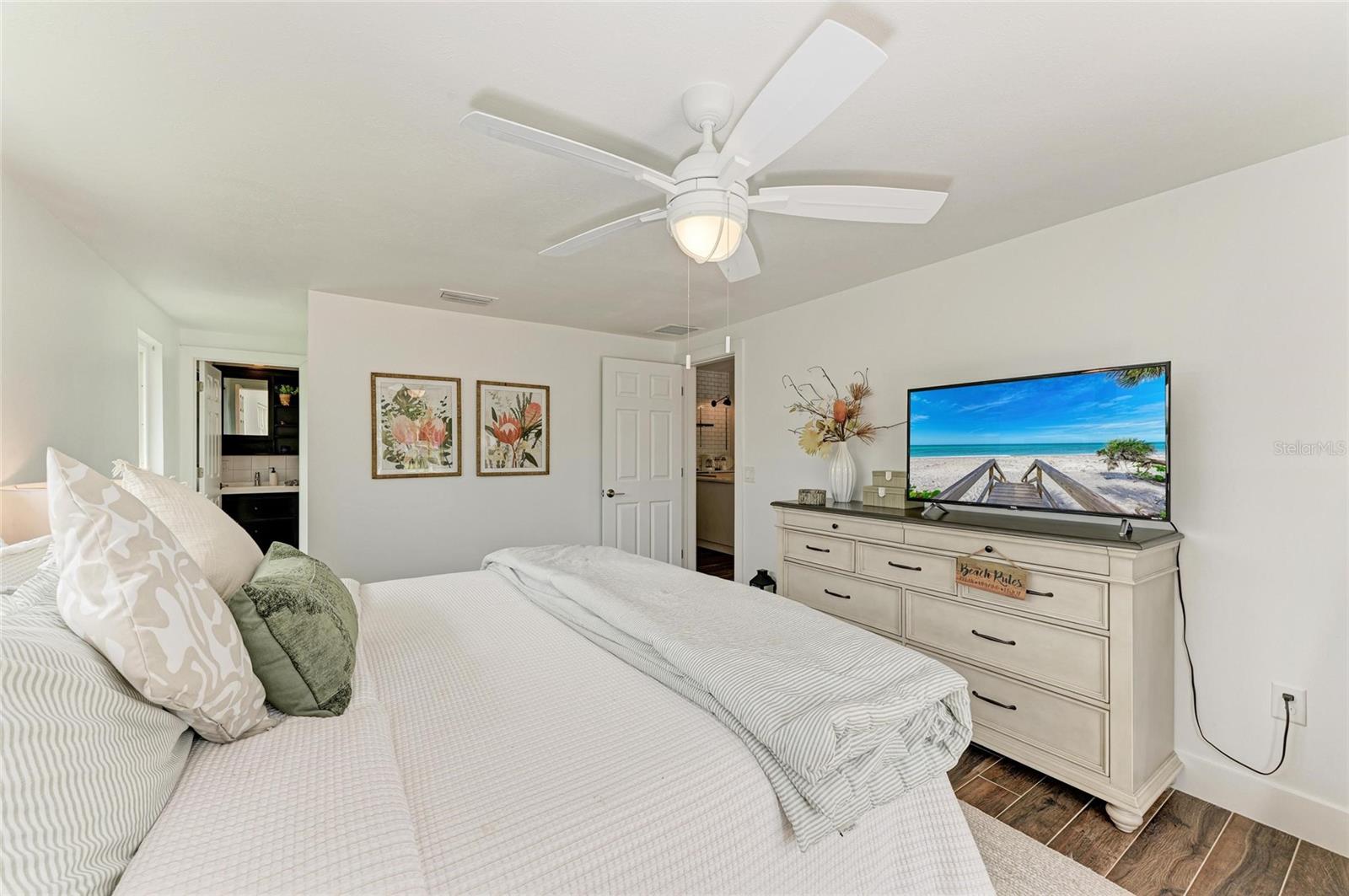 Image 46 of 63 For 668 Key Royale Drive