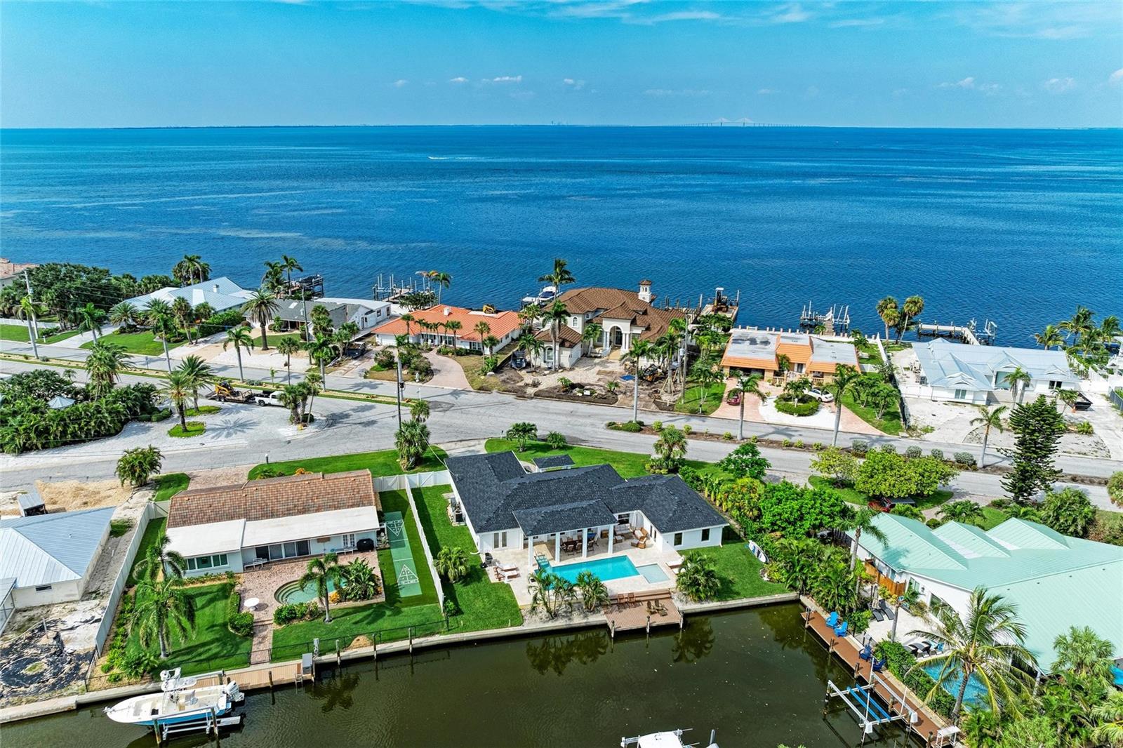 Image 6 of 63 For 668 Key Royale Drive