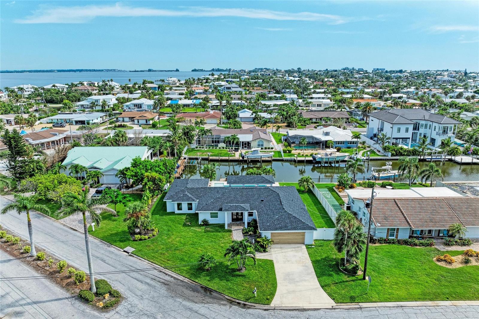 Image 8 of 63 For 668 Key Royale Drive