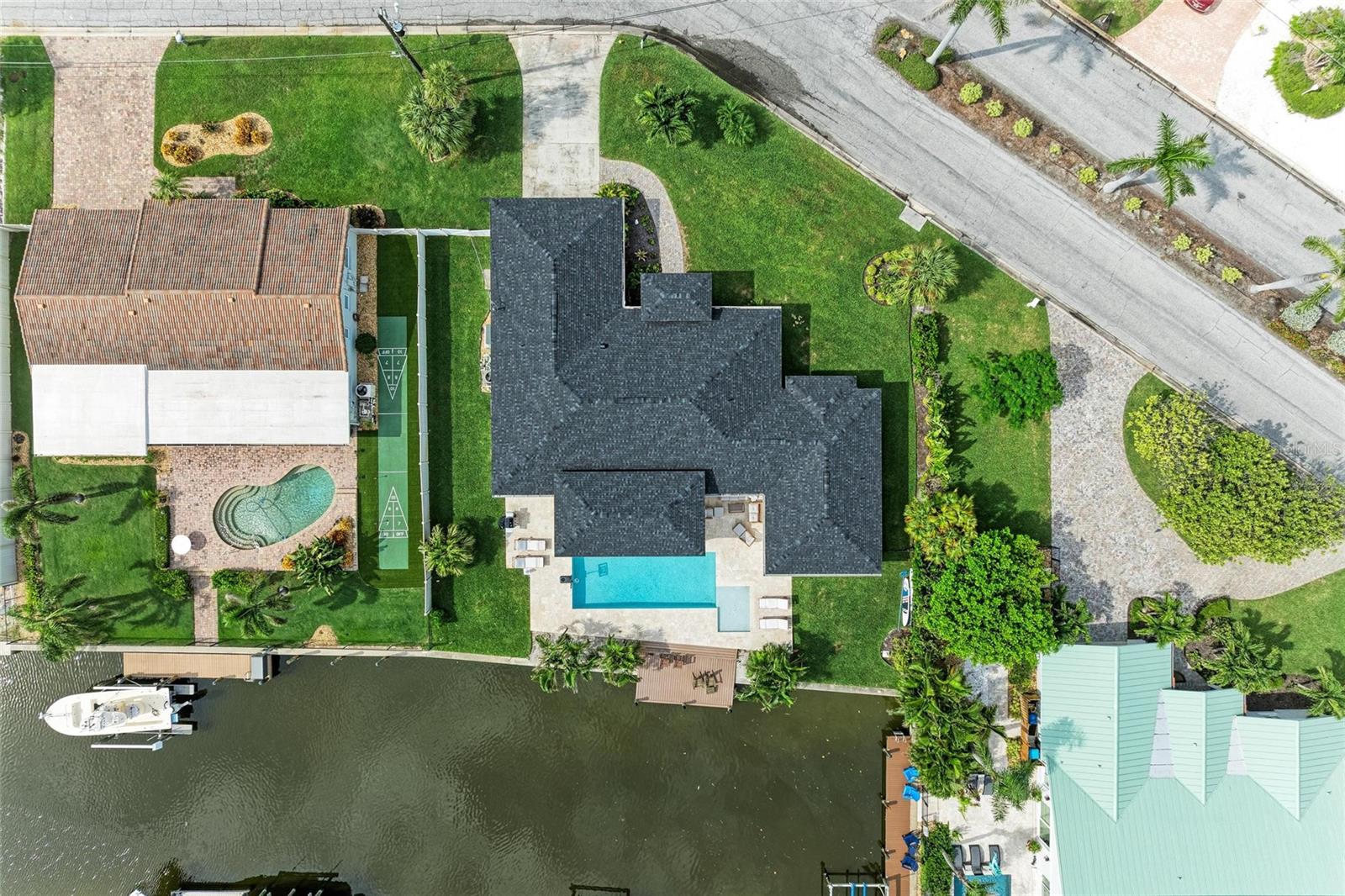 Image 9 of 63 For 668 Key Royale Drive
