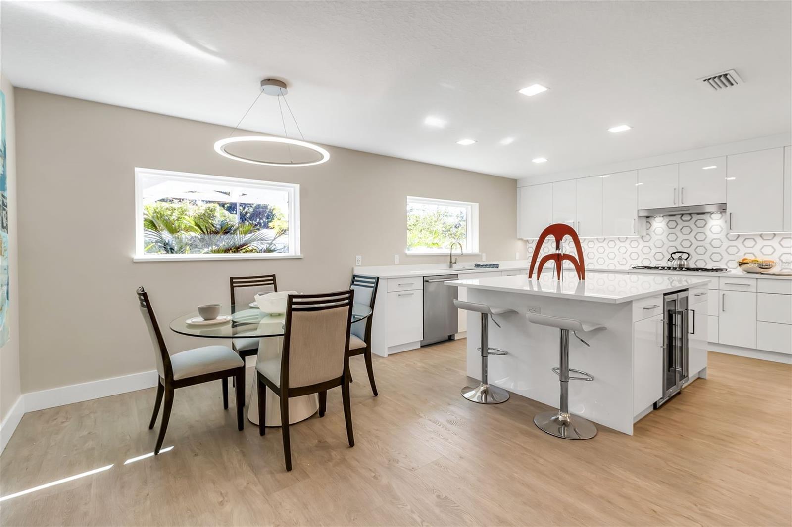 Image 12 of 59 For 1621 Pine Bay Drive