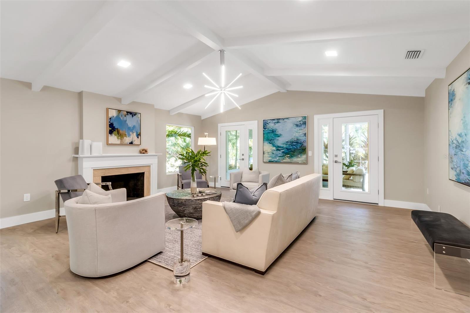 Image 25 of 59 For 1621 Pine Bay Drive