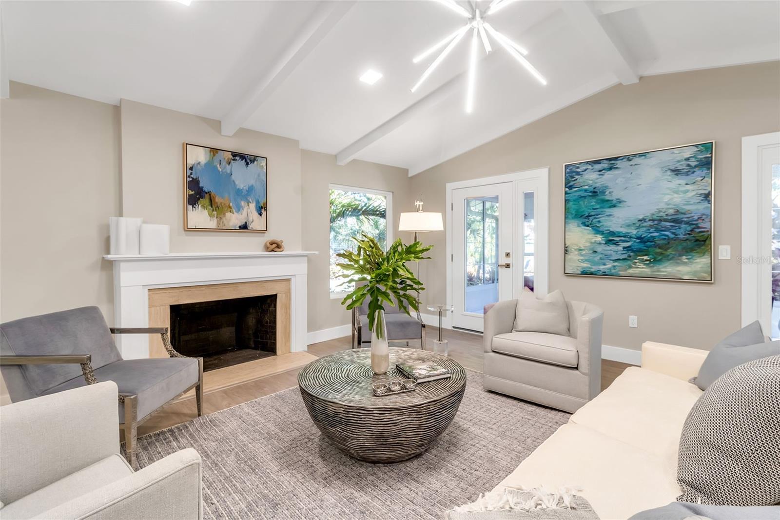 Image 26 of 59 For 1621 Pine Bay Drive