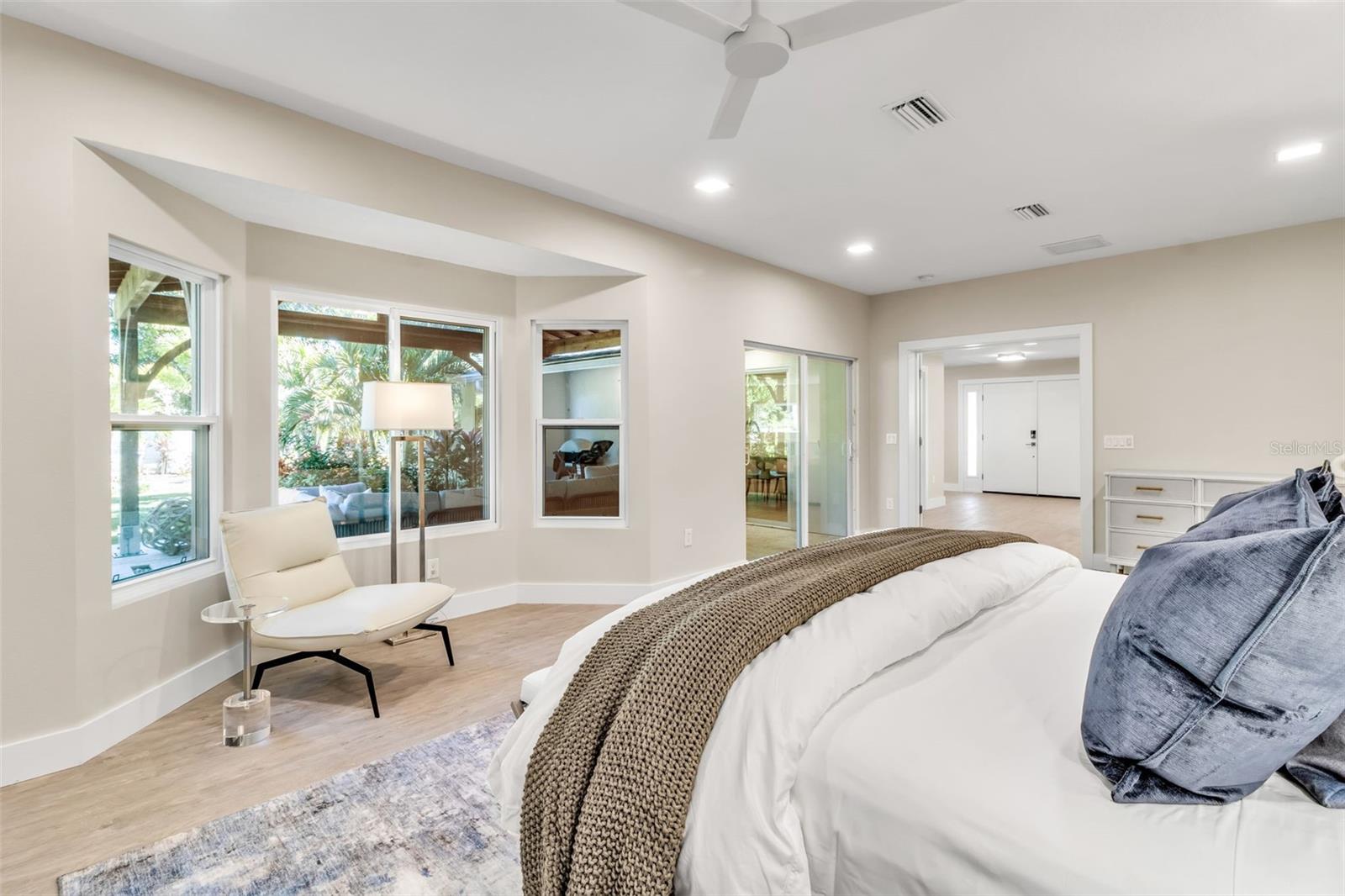 Image 31 of 59 For 1621 Pine Bay Drive