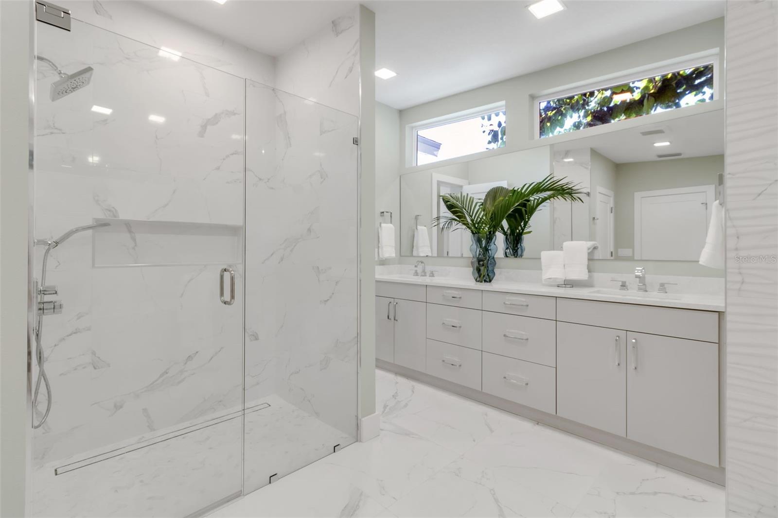 Image 33 of 59 For 1621 Pine Bay Drive