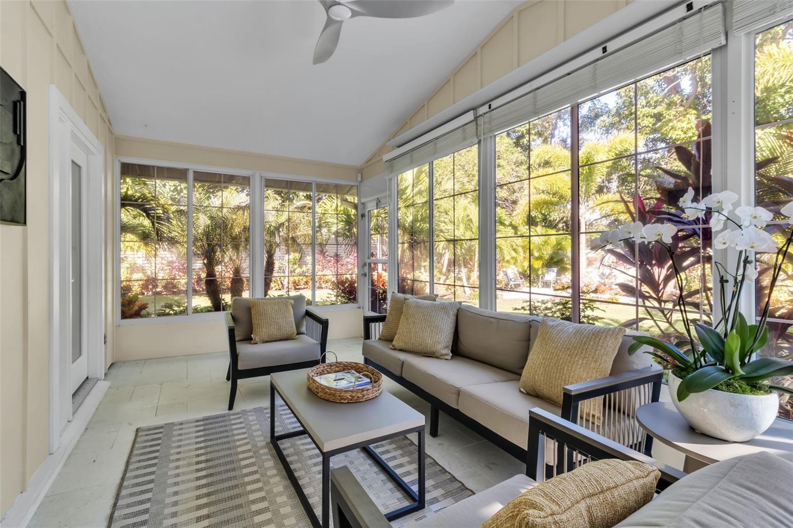 Image 44 of 59 For 1621 Pine Bay Drive