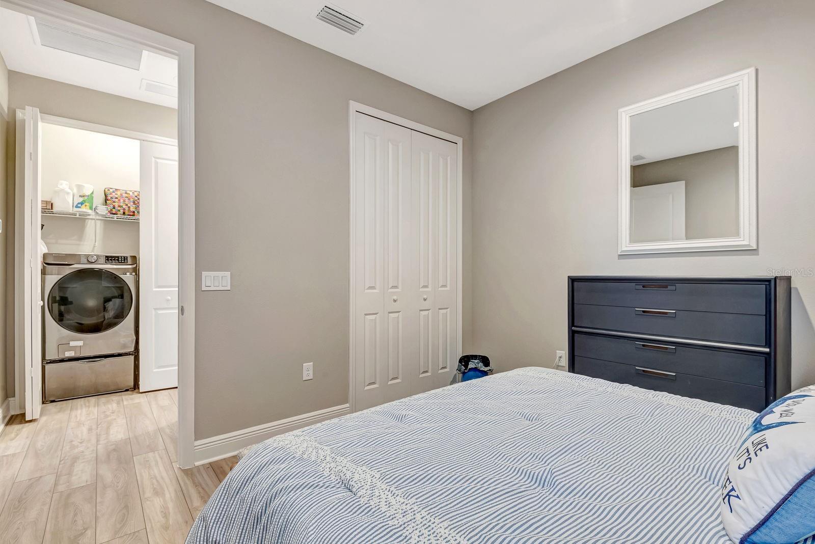 Image 12 of 37 For 4842 Willow Bend Avenue