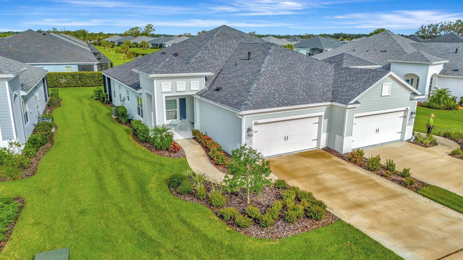 Image 2 of 37 For 4842 Willow Bend Avenue