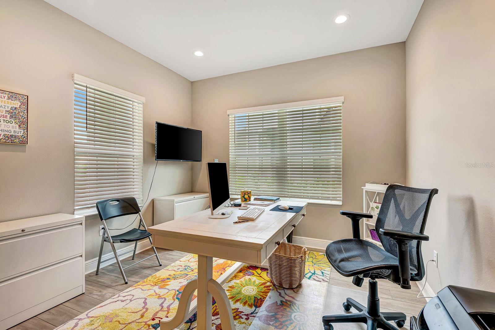 Image 8 of 37 For 4842 Willow Bend Avenue