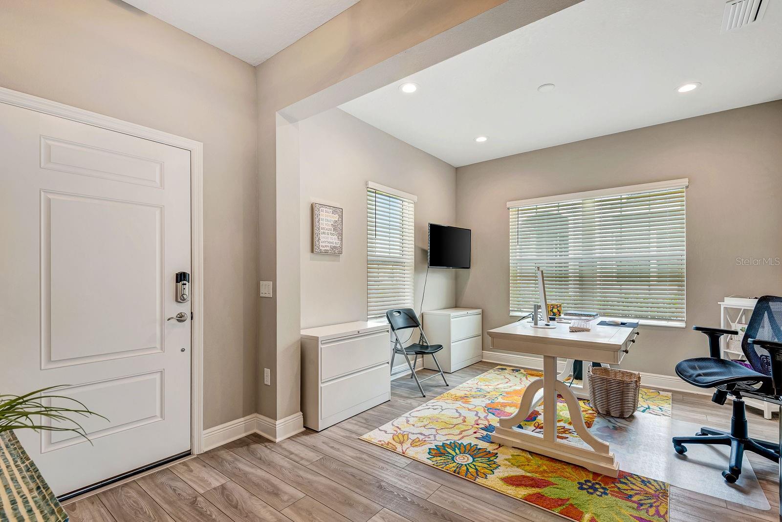 Image 9 of 37 For 4842 Willow Bend Avenue