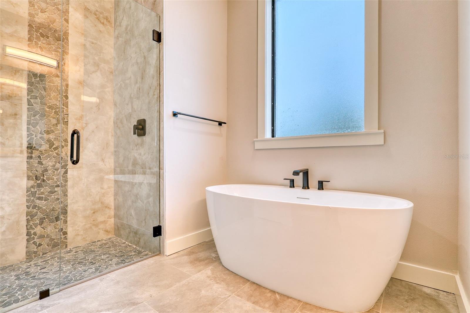 Image 23 of 37 For 24 Medalist Circle