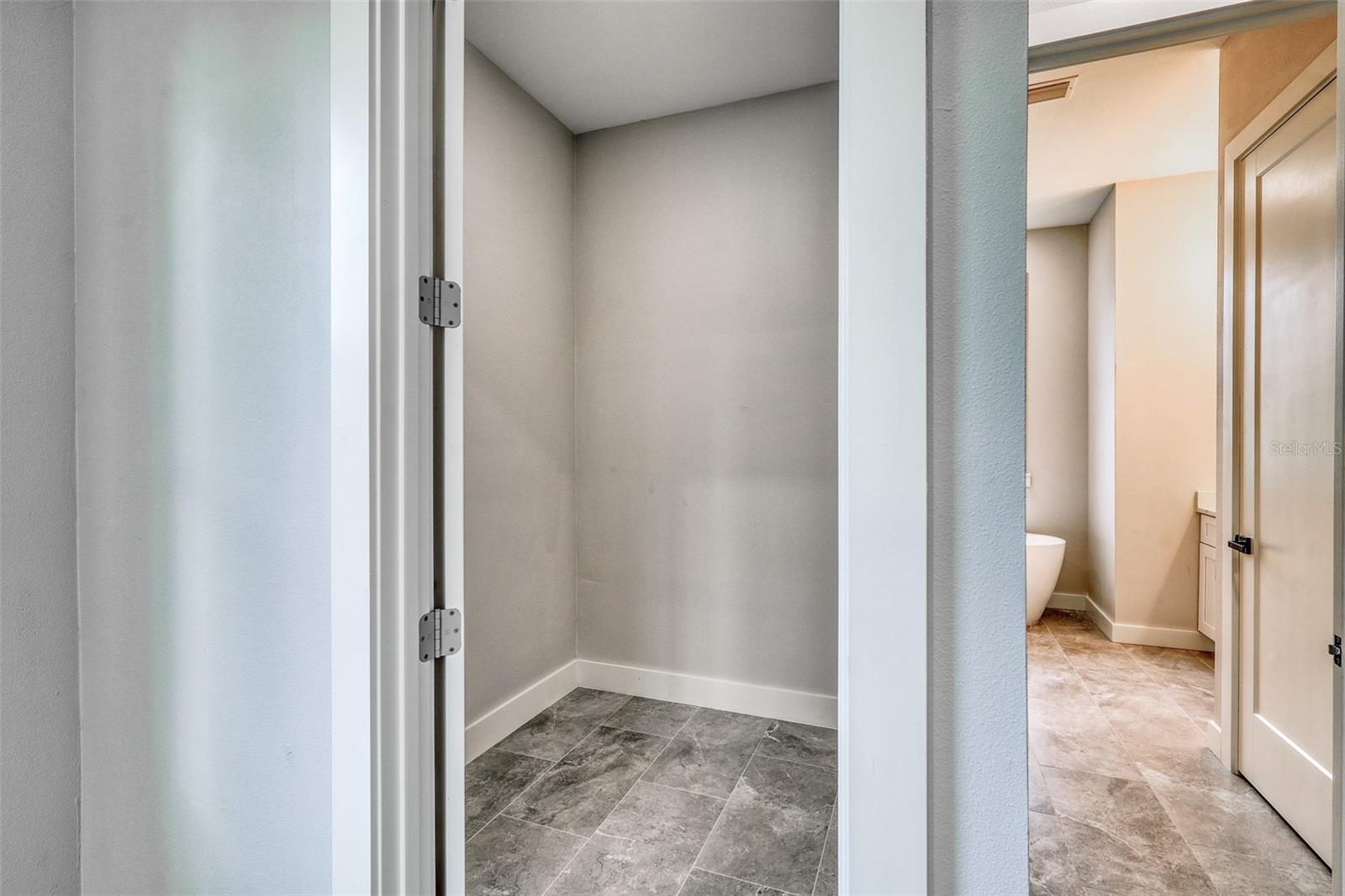 Image 26 of 37 For 24 Medalist Circle