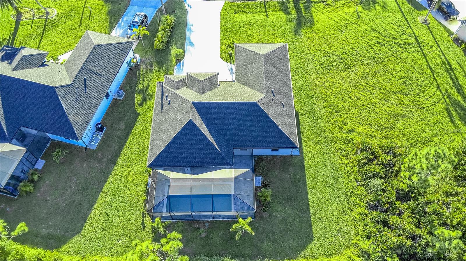 Image 32 of 37 For 24 Medalist Circle