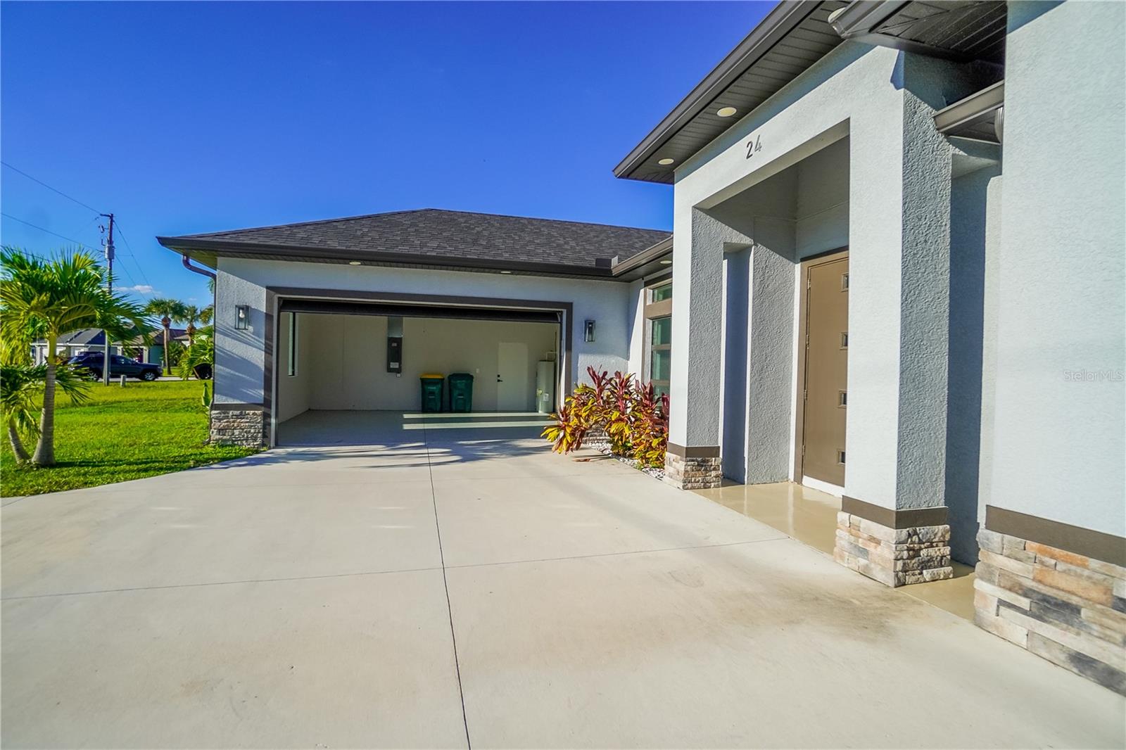 Image 35 of 37 For 24 Medalist Circle