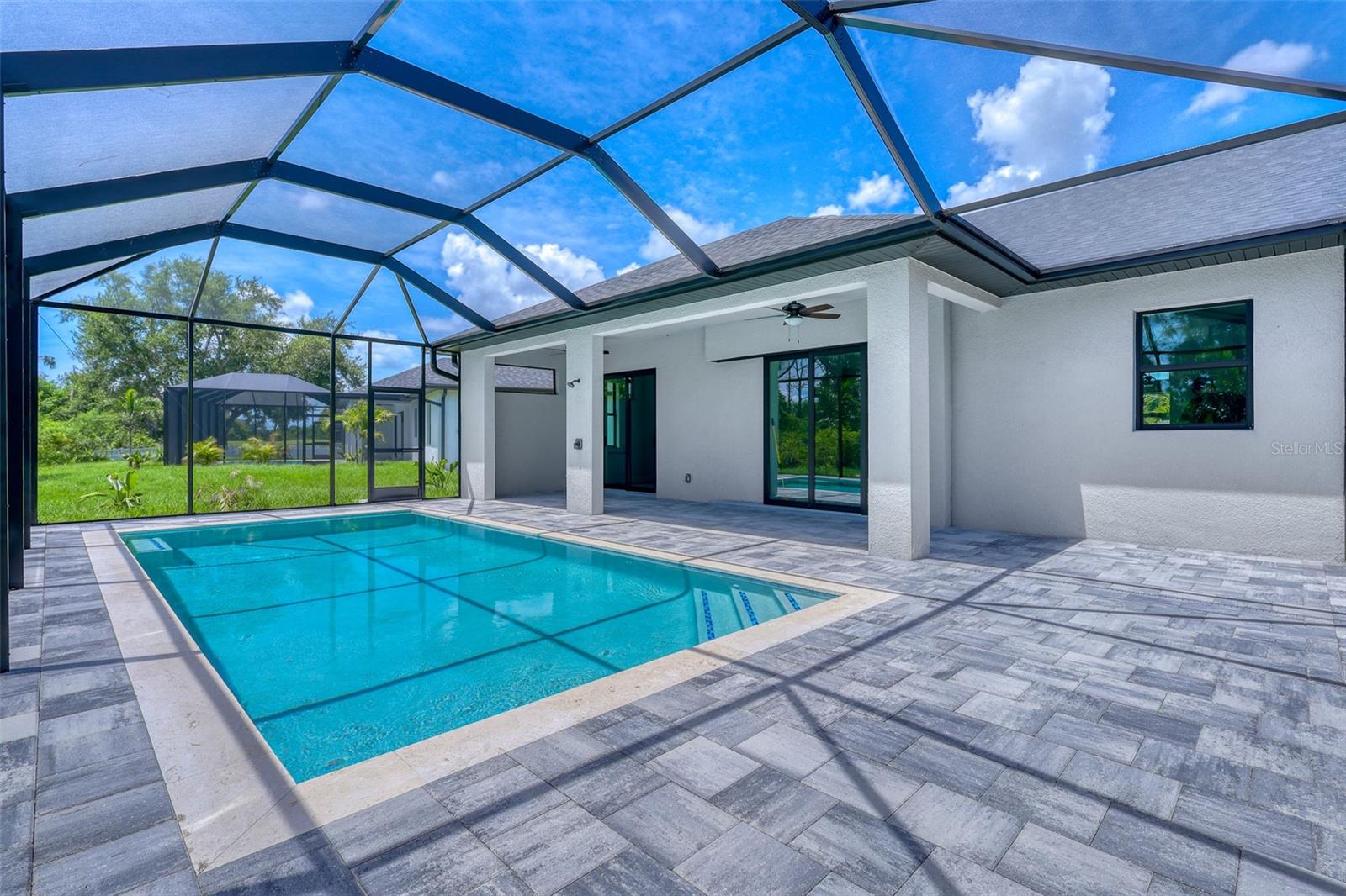 Image 4 of 37 For 24 Medalist Circle