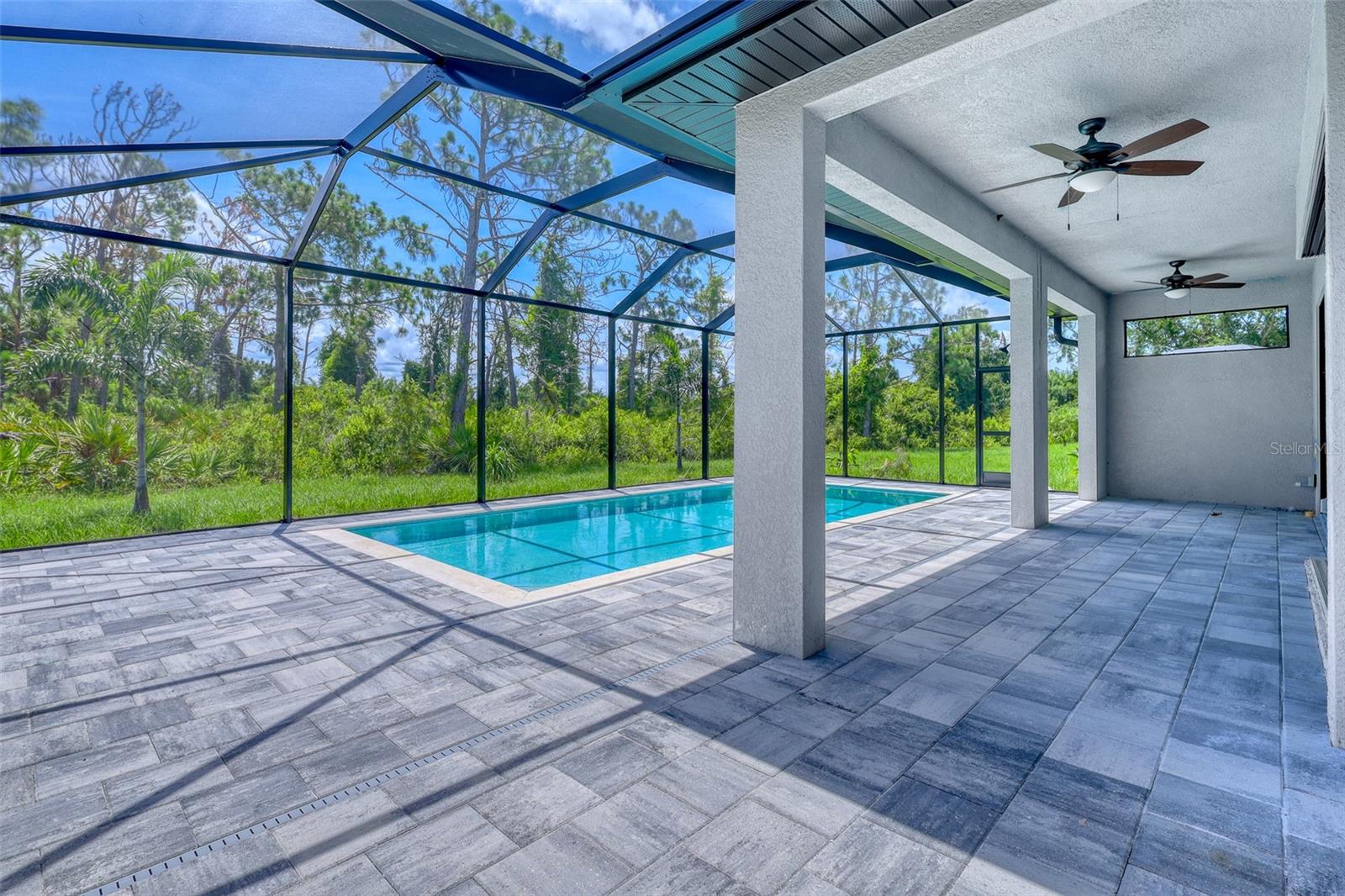 Image 6 of 37 For 24 Medalist Circle