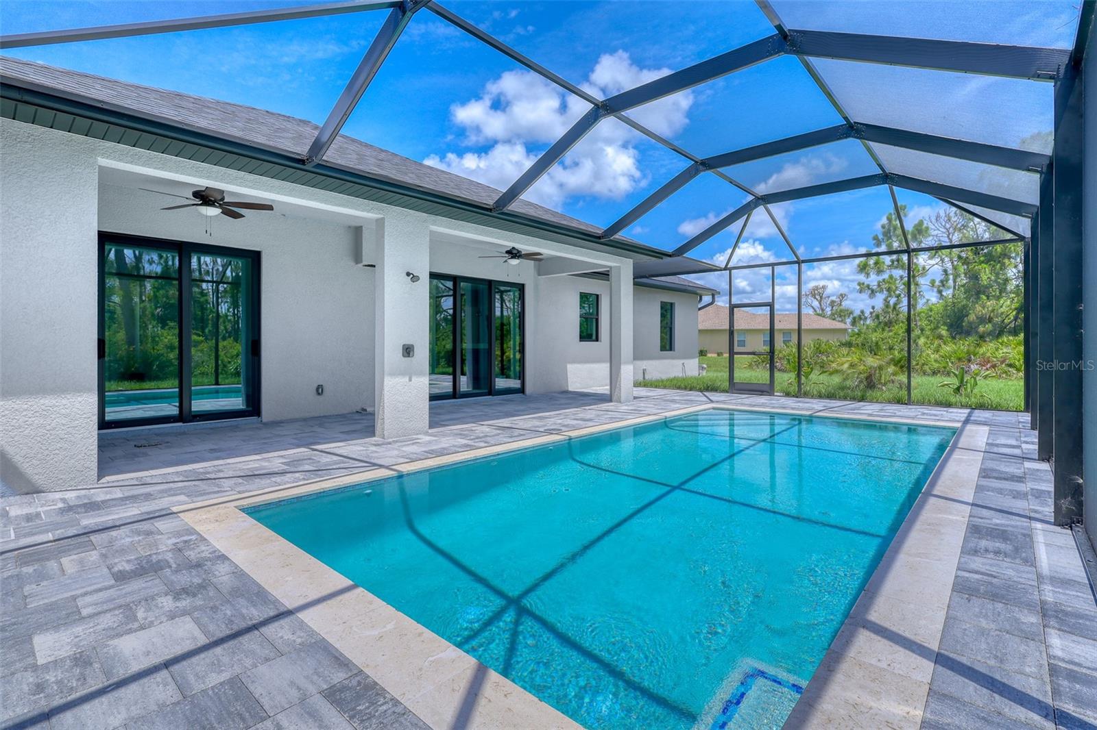 Image 7 of 37 For 24 Medalist Circle