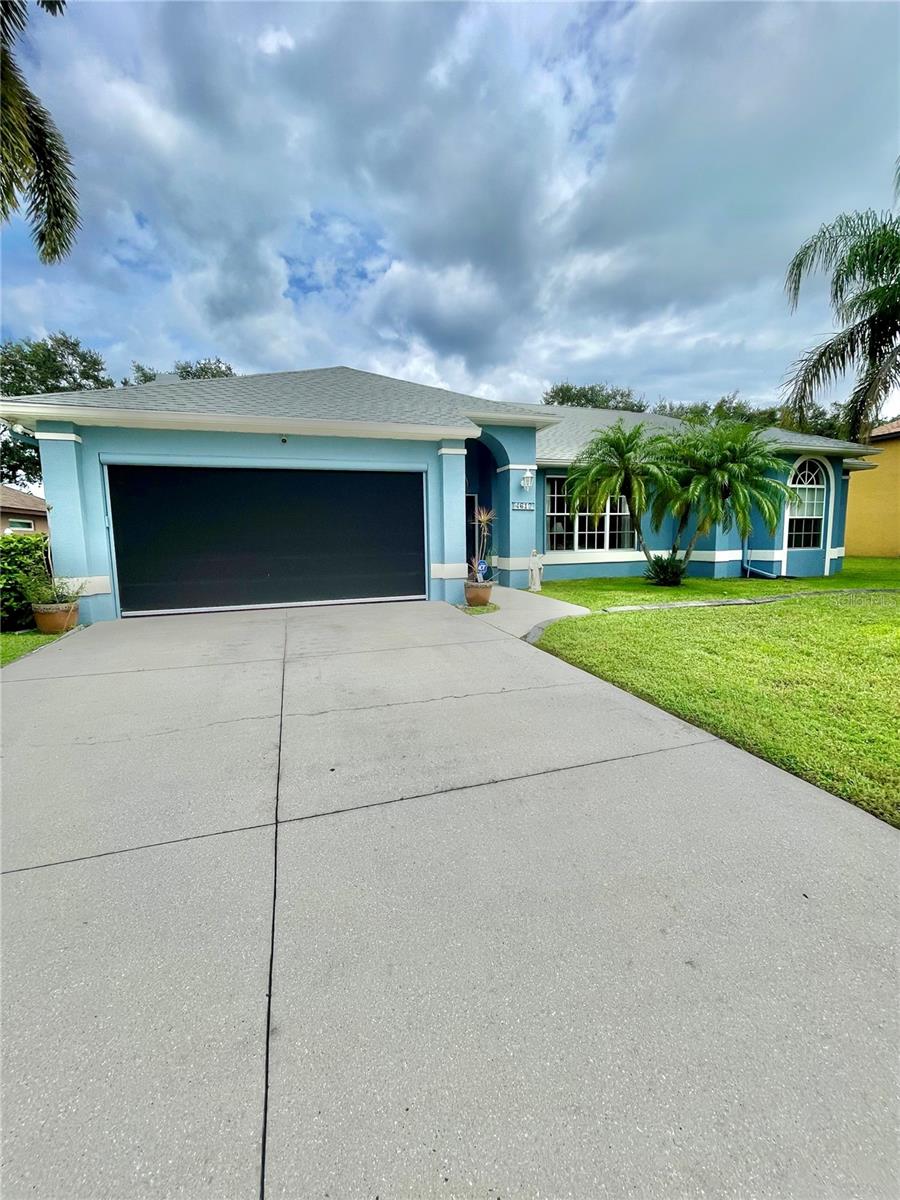 Image 3 of 72 For 4612 35th Avenue E
