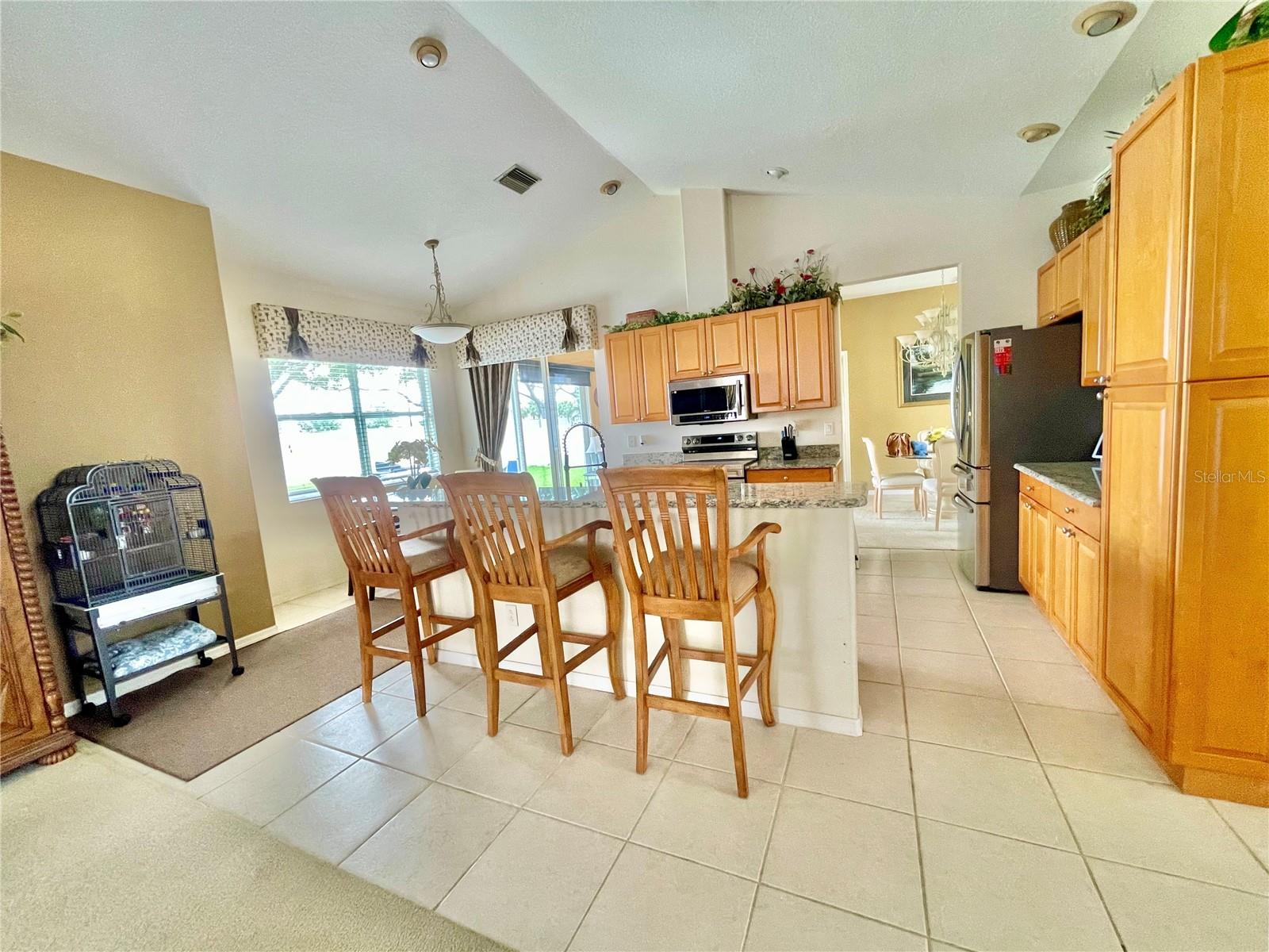 Image 31 of 72 For 4612 35th Avenue E