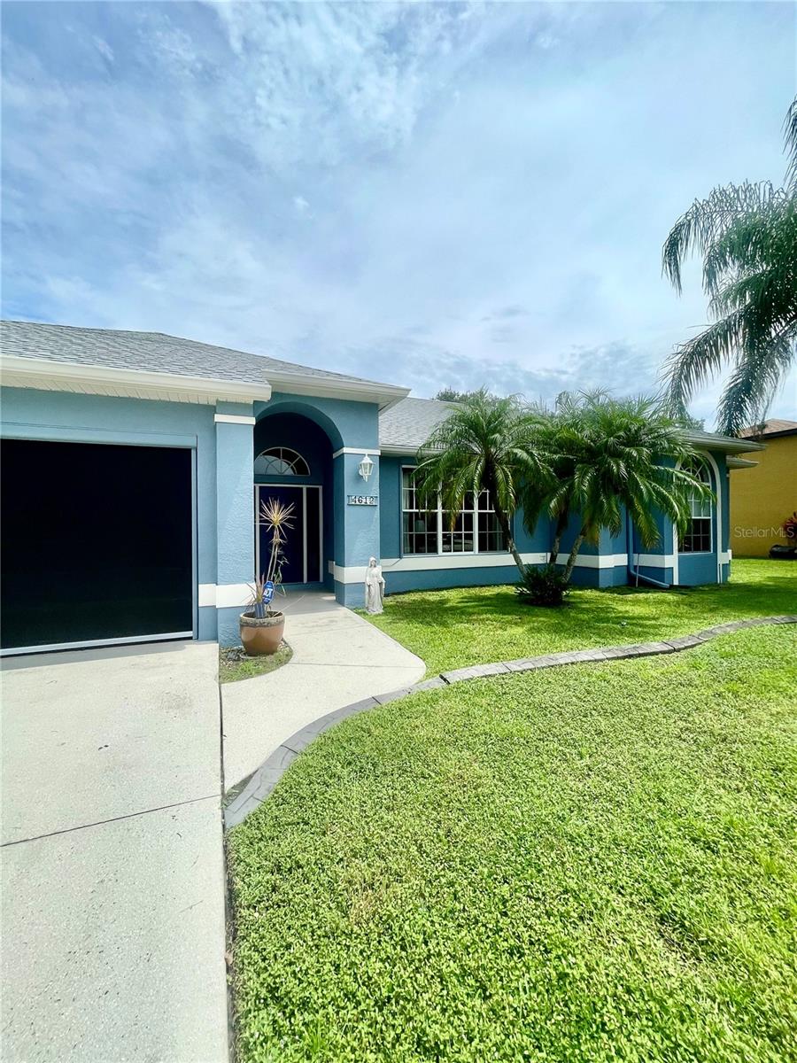 Image 6 of 72 For 4612 35th Avenue E