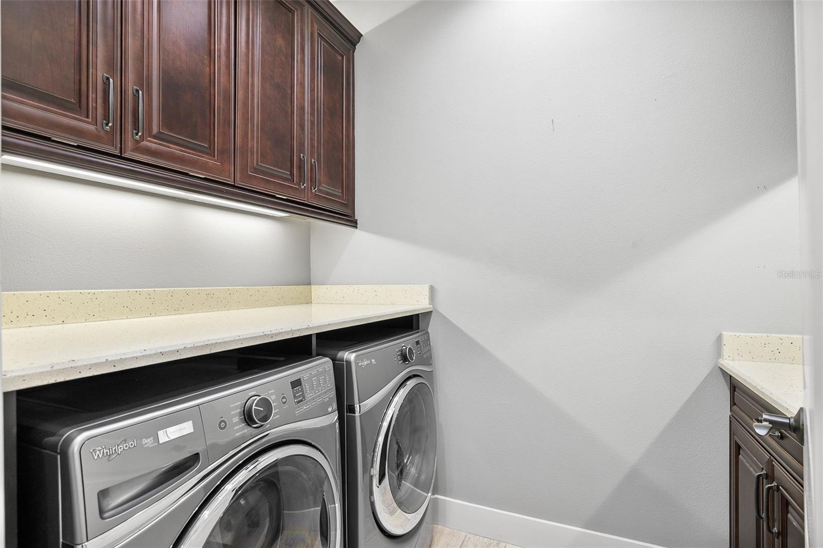 Image 18 of 63 For 11952 Brookside Drive
