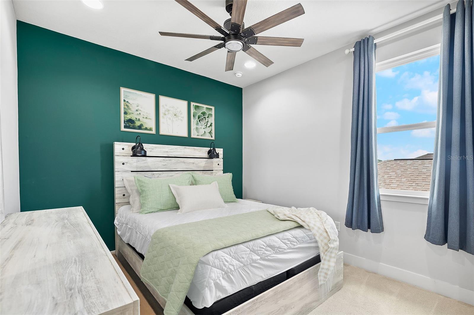 Image 33 of 63 For 11952 Brookside Drive