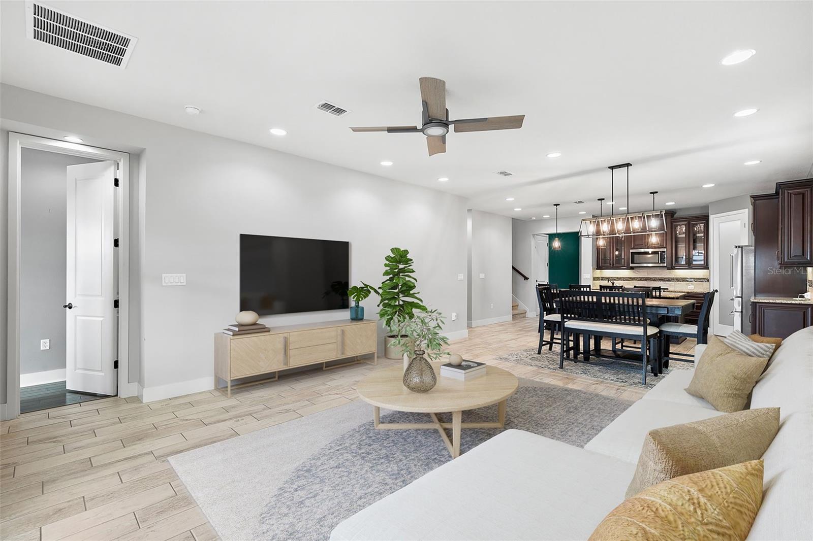 Image 8 of 63 For 11952 Brookside Drive