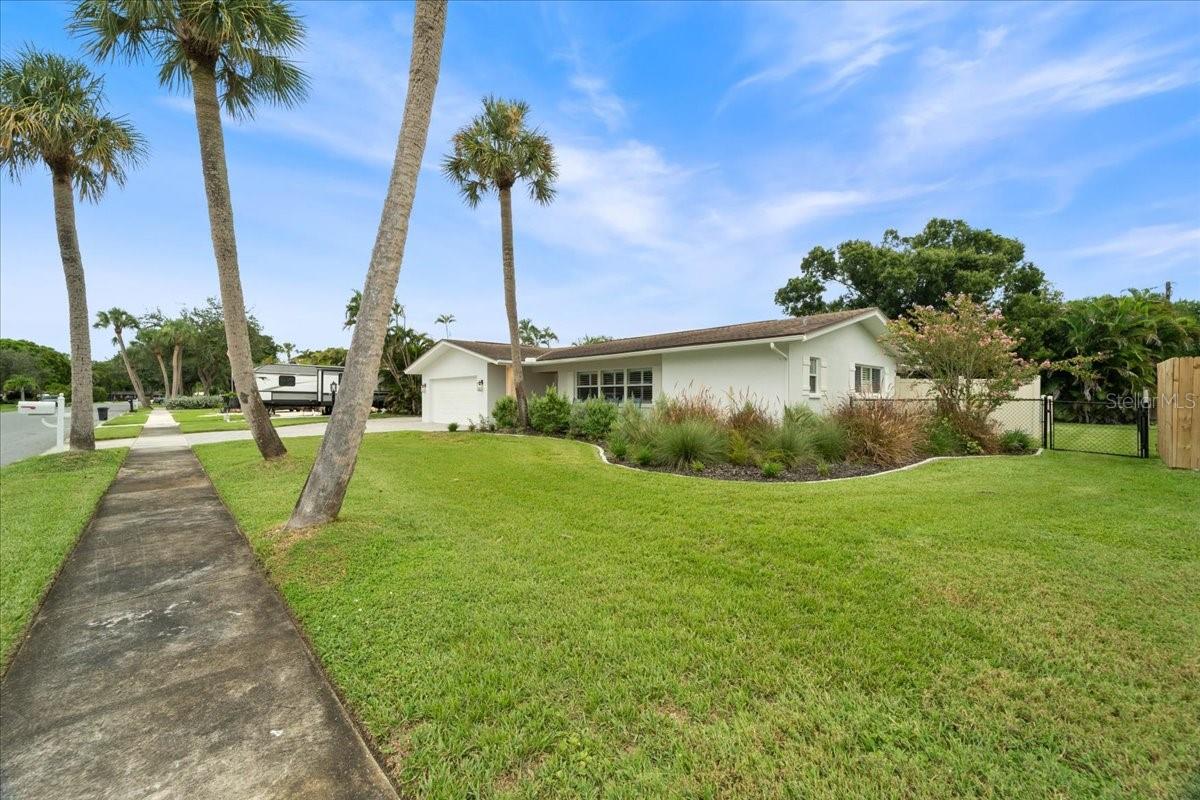 Image 2 of 45 For 1039 Bayshore Avenue