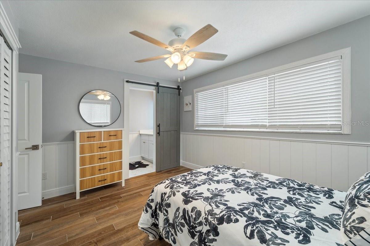 Image 33 of 45 For 1039 Bayshore Avenue